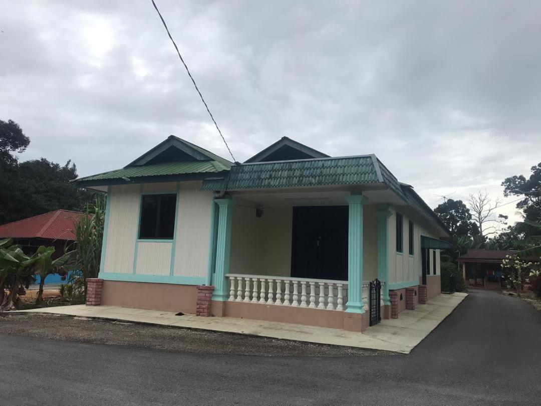 Opro S&S Homestay Pagoh Malay Only Muar Exterior foto